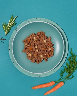 Amanova Dog Adult Irresistible Beef - wołowina saszetka 300g [P02]